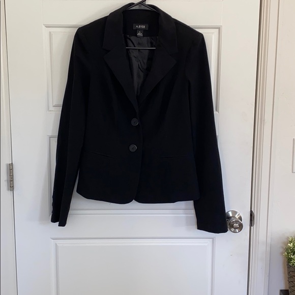 A. Bauer black suit jacket - Picture 1 of 7